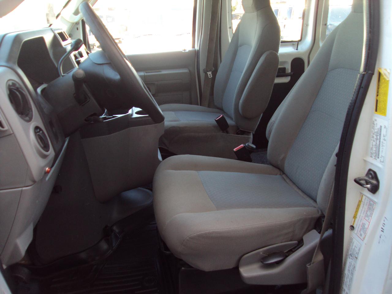 Ford Econoline Wagon  2012