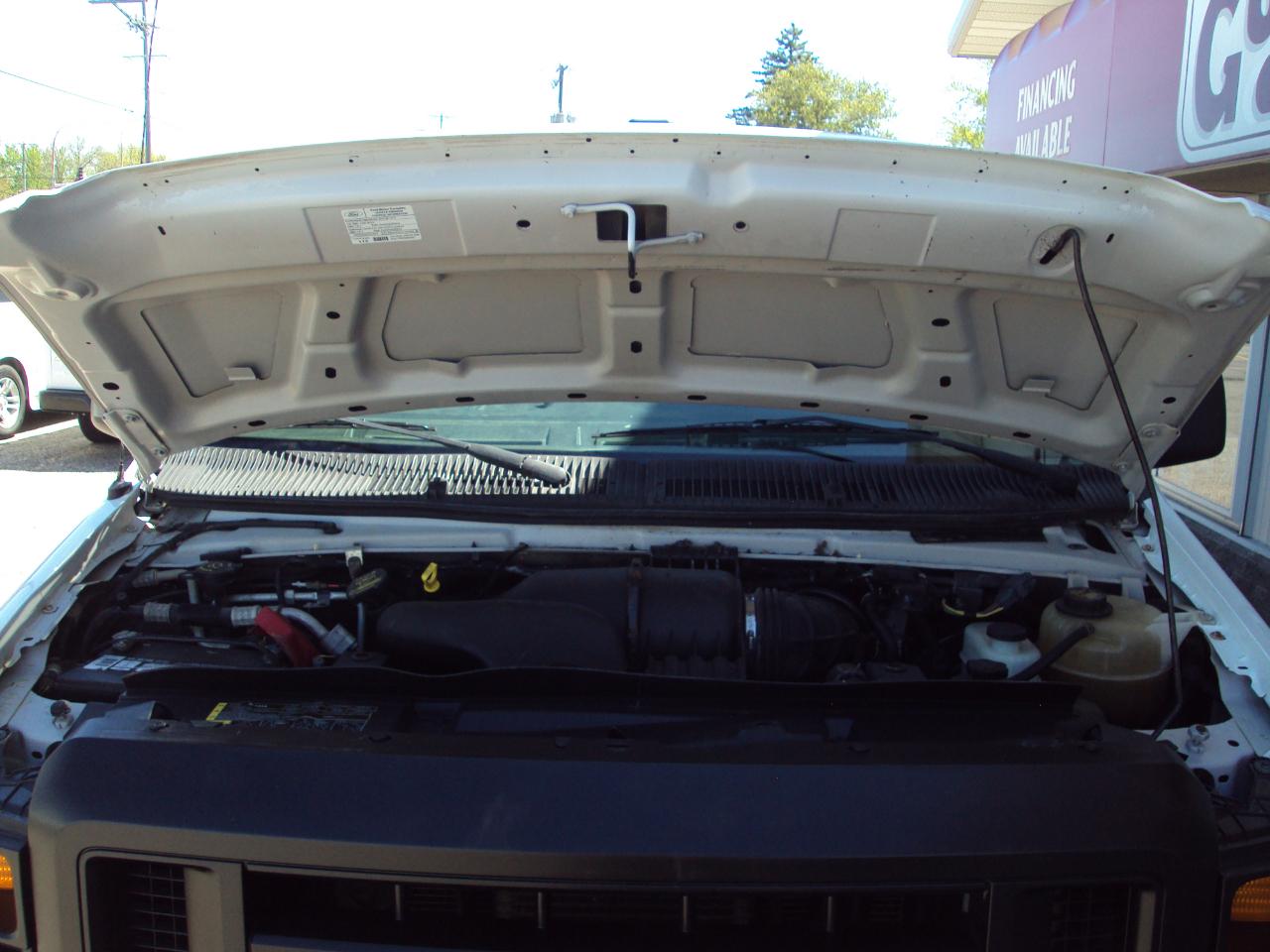 Ford Econoline Wagon  2012