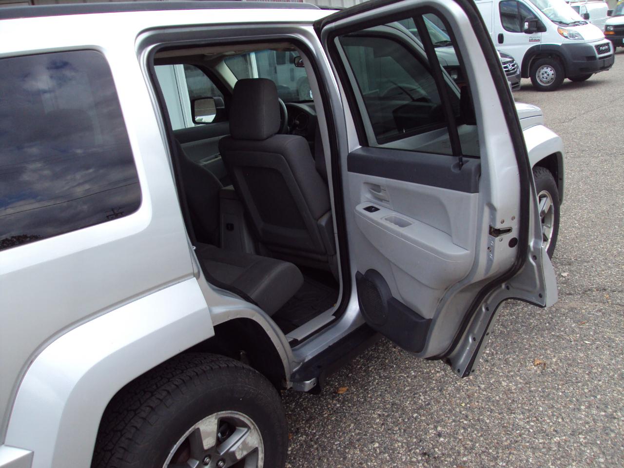 Jeep Liberty 4WD 4dr Sport 2008