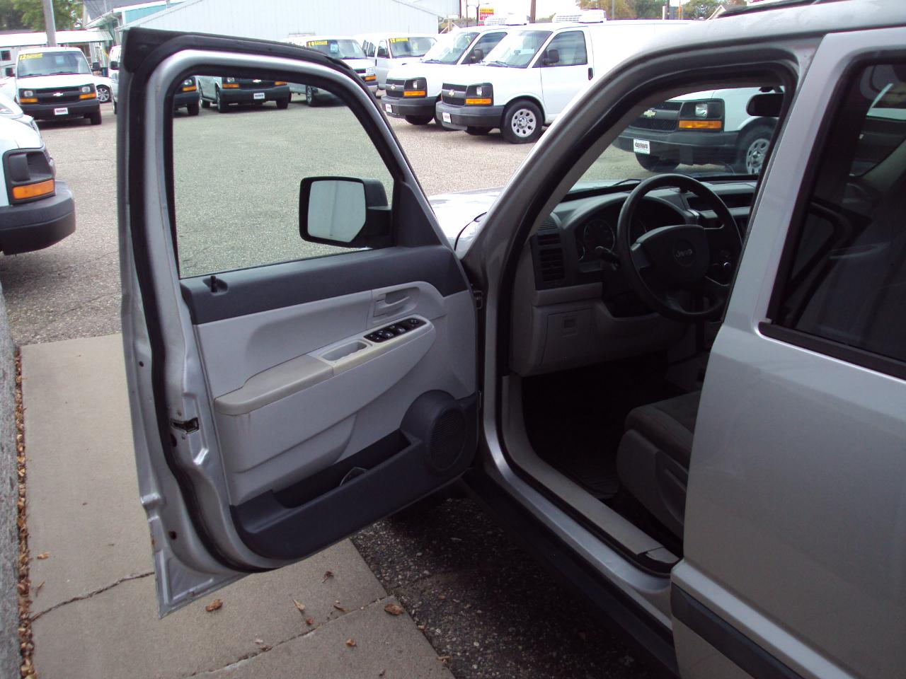 Jeep Liberty 4WD 4dr Sport 2008