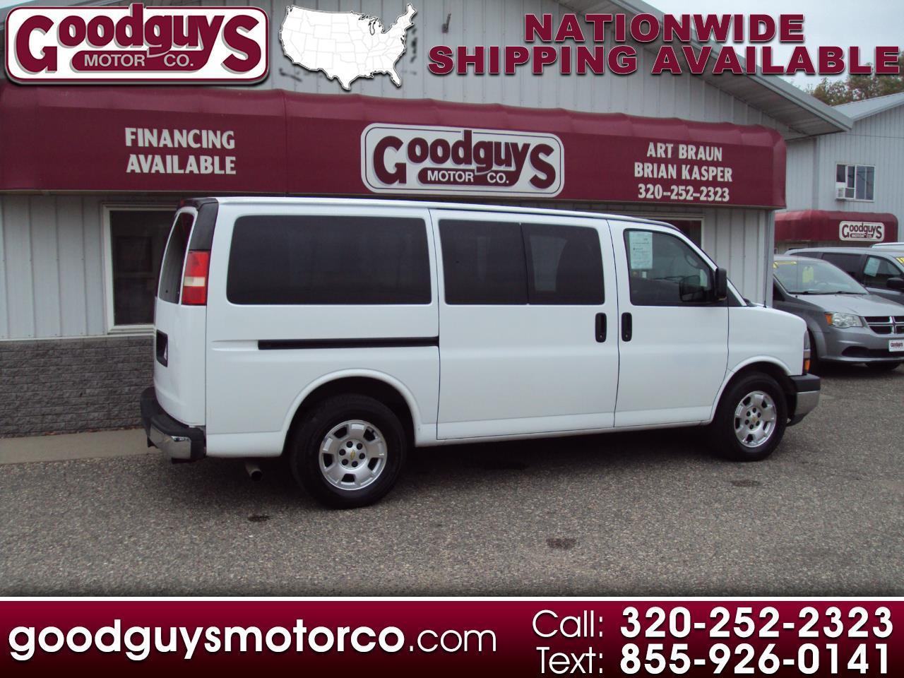 Chevrolet Express Passenger AWD 1500 135" 1LT 2011