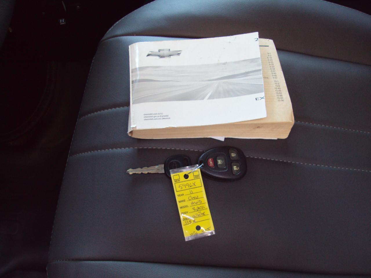Chevrolet Express Passenger AWD 1500 135" 1LS 2011