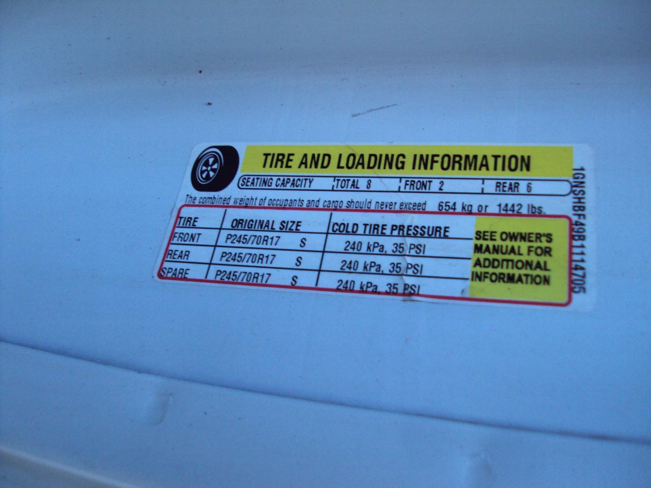 Chevrolet Express Passenger AWD 1500 135" 1LS 2011