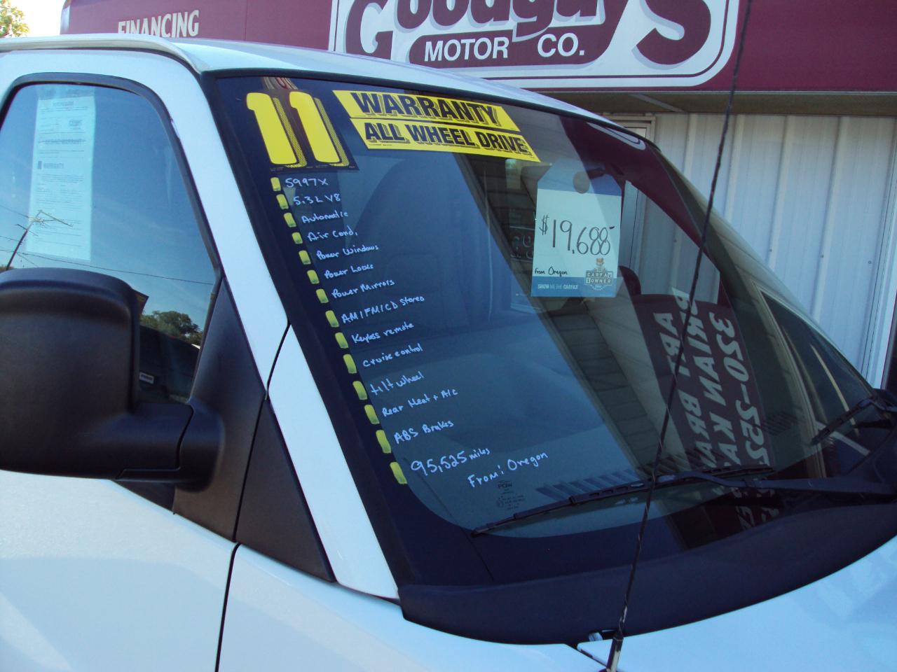 Chevrolet Express Passenger AWD 1500 135" 1LS 2011