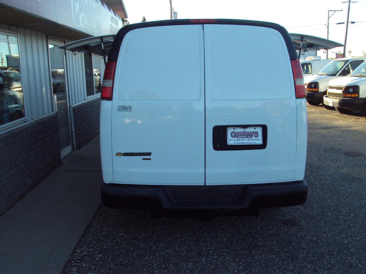 Chevrolet Express Cargo Van  2014