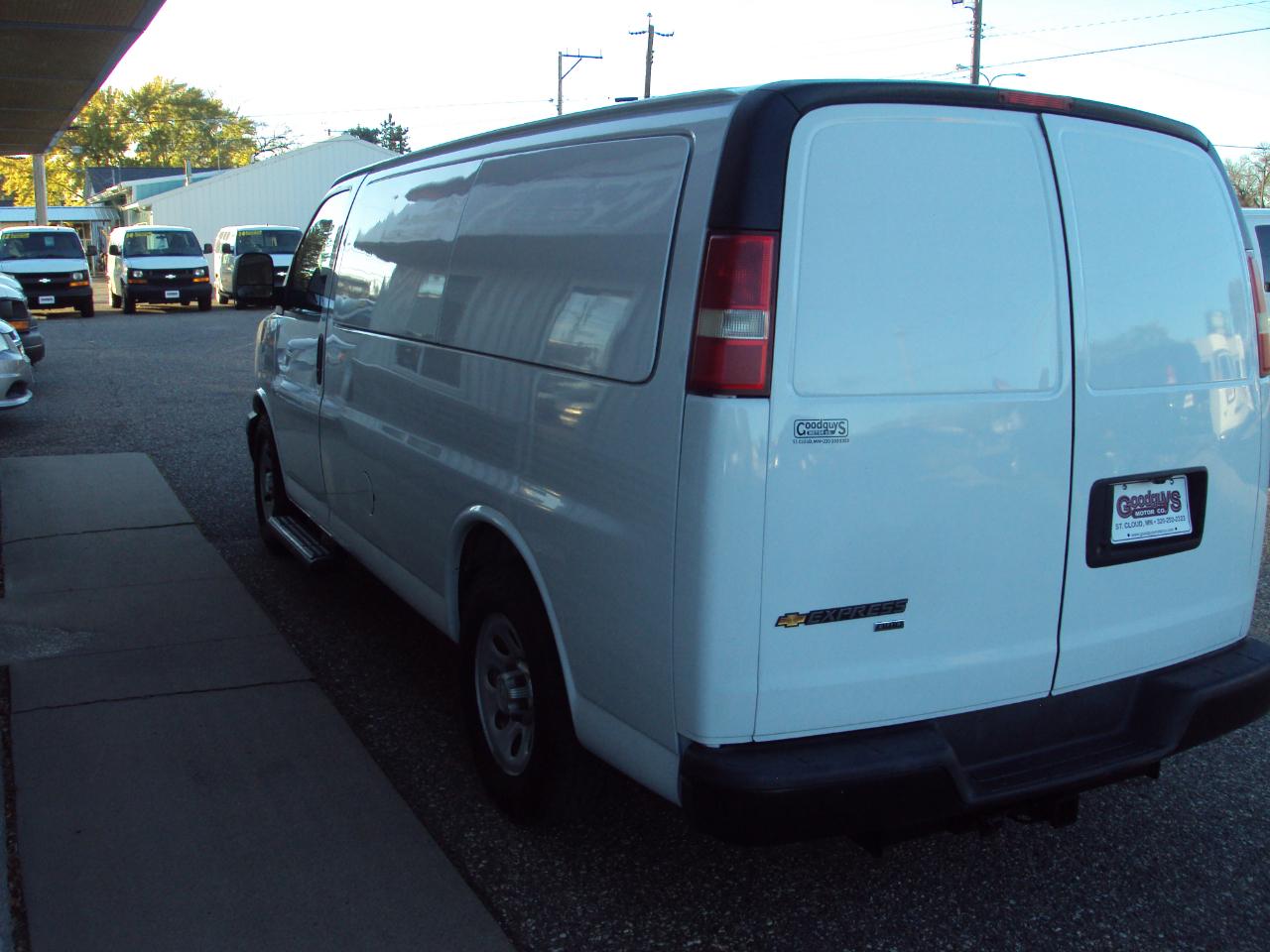 Chevrolet Express Cargo Van  2014