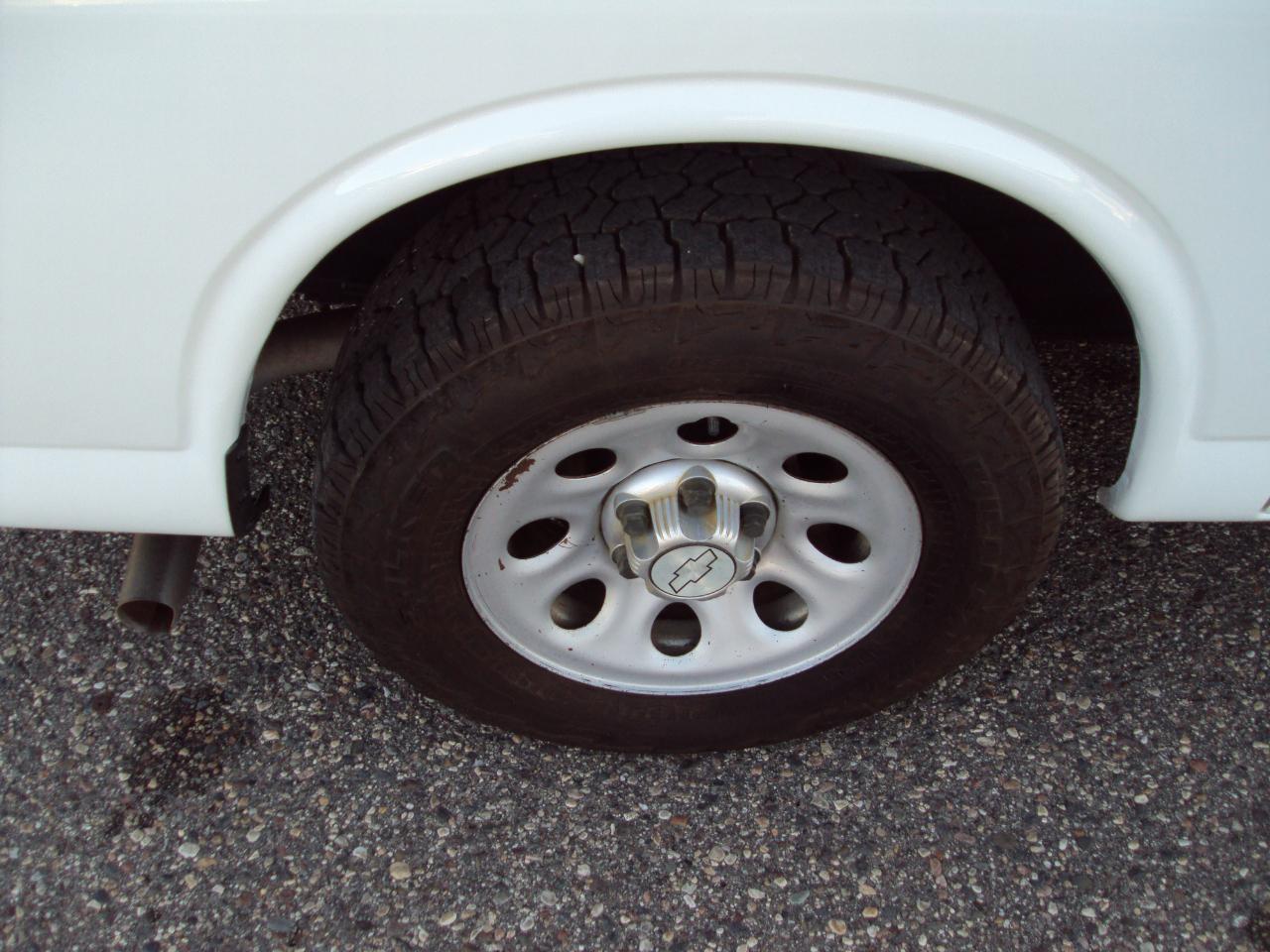 Chevrolet Express Cargo Van  2014