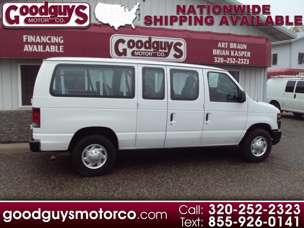 Ford Econoline Wagon  2010
