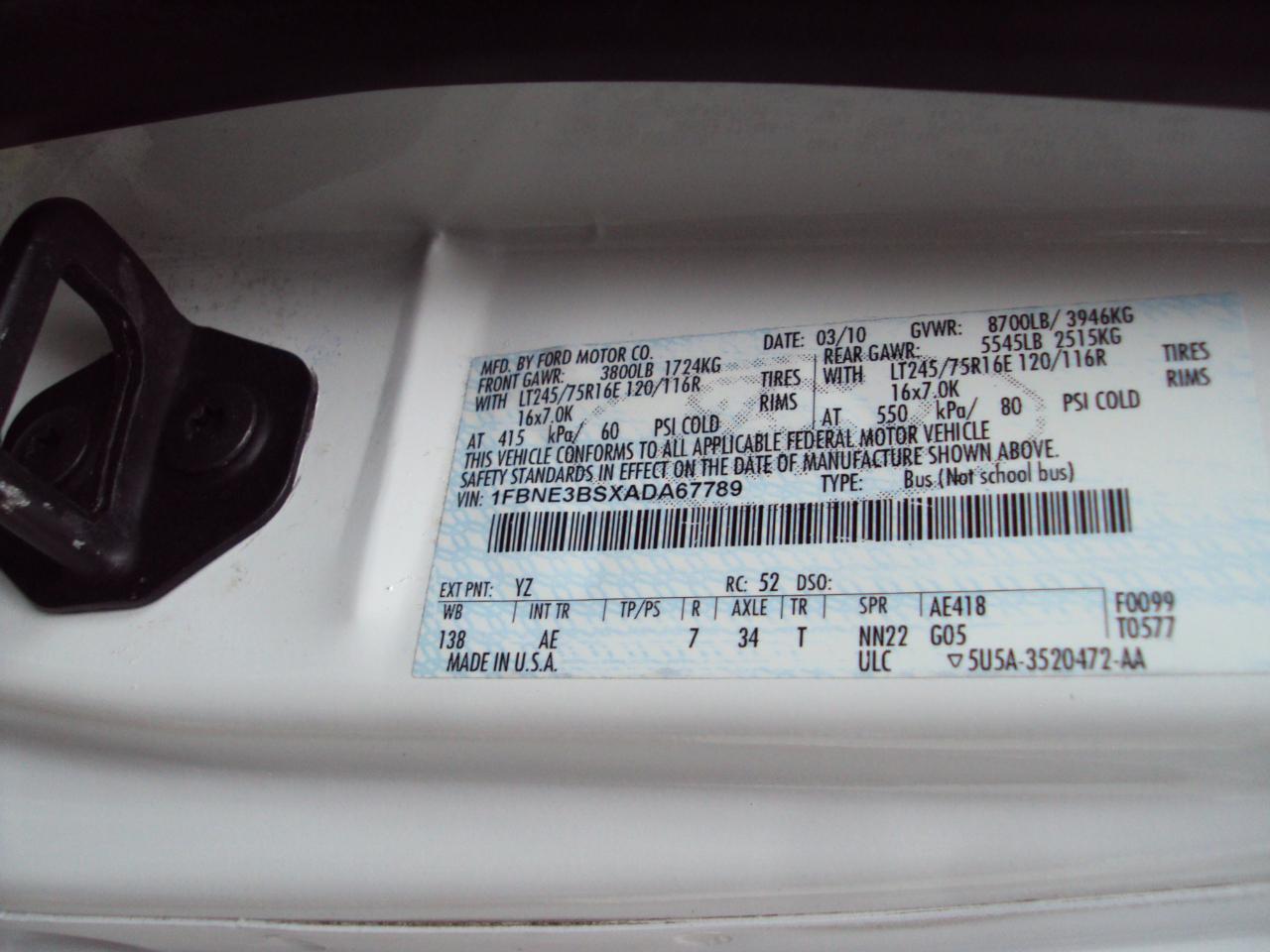 Ford Econoline Wagon  2010