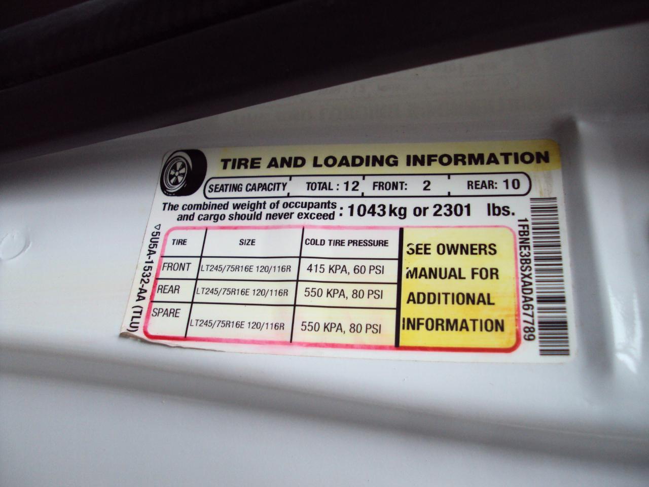 Ford Econoline Wagon  2010