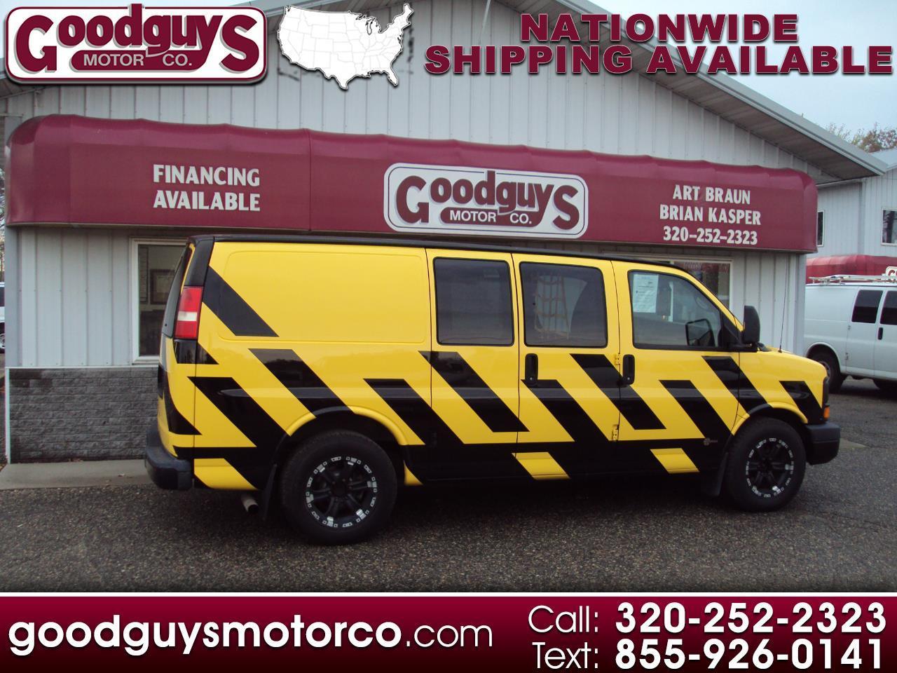 GMC Savana Cargo Van AWD 1500 135" 2011