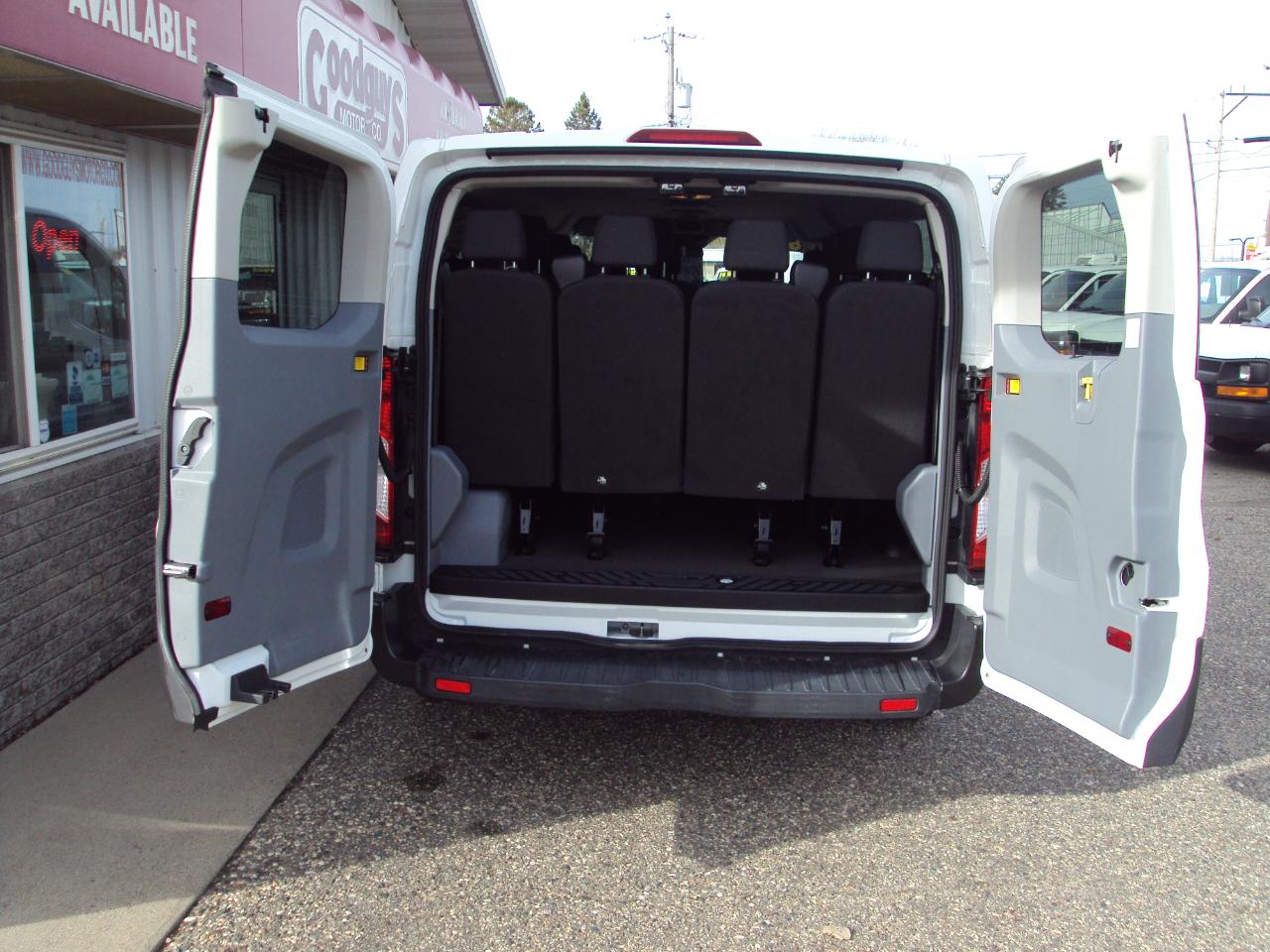 Ford Transit Passenger Wagon  2018