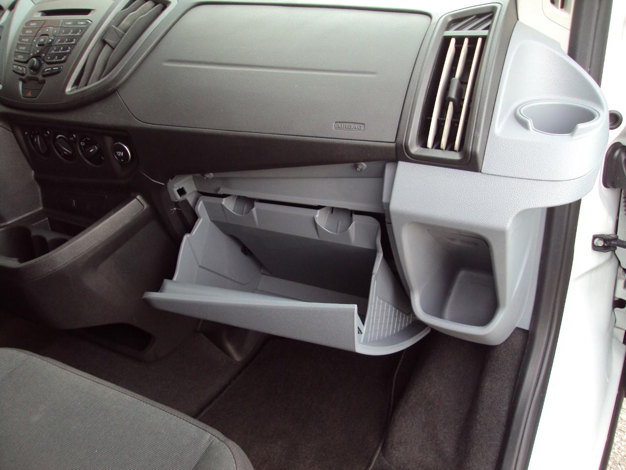 Ford Transit Passenger Wagon  2018