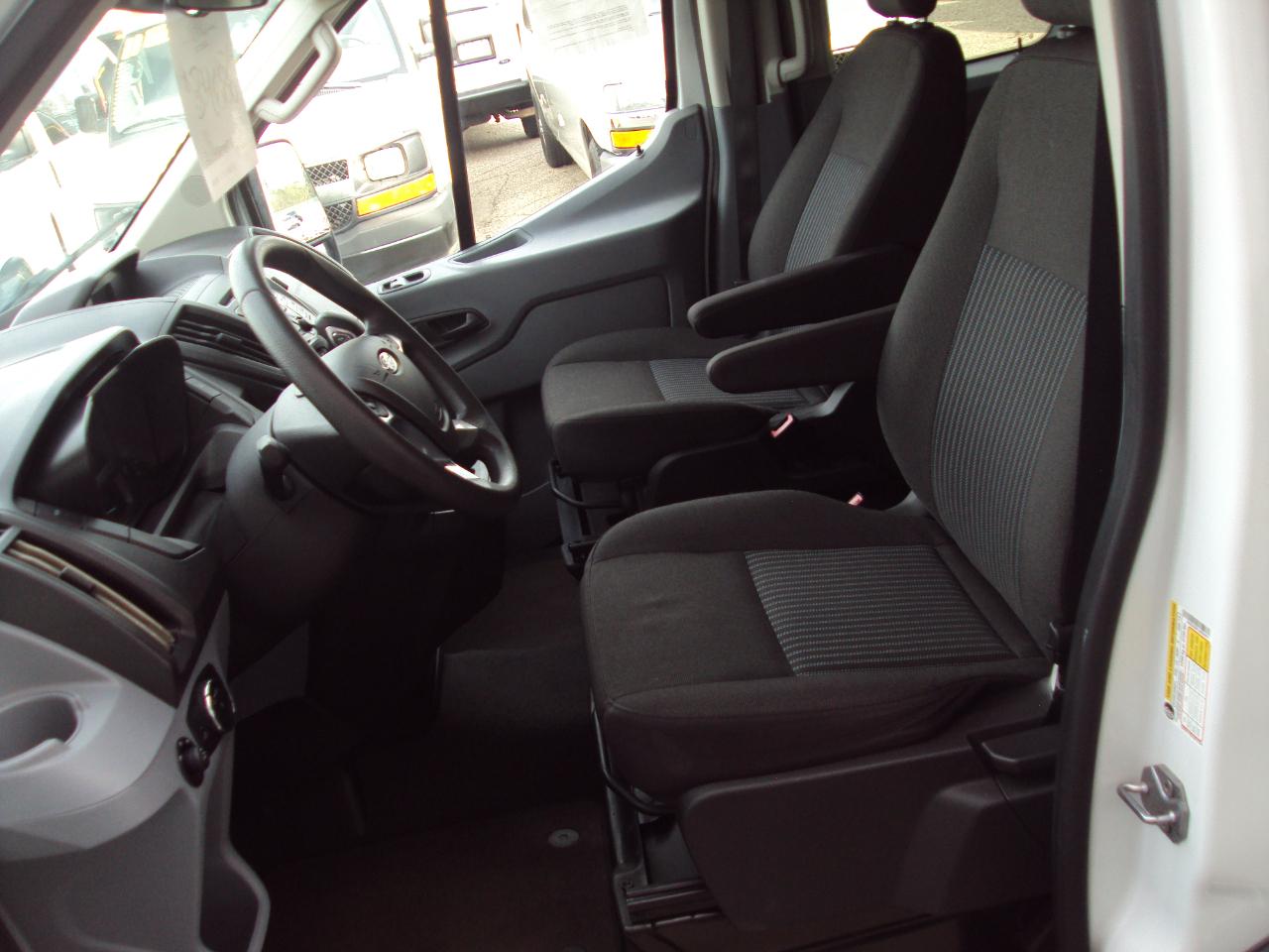 Ford Transit Passenger Wagon  2018