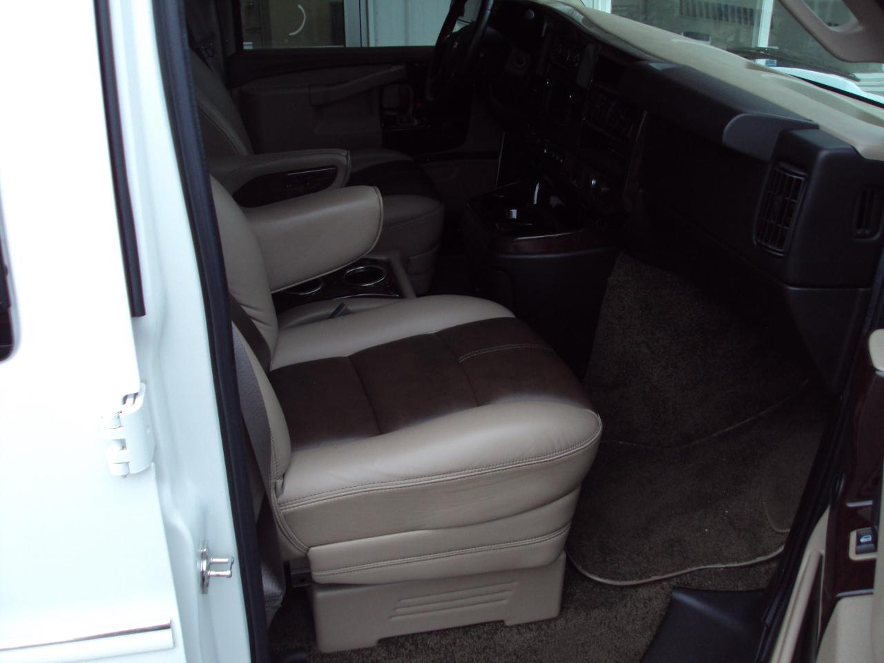 Chevrolet Express Cargo Van  2016