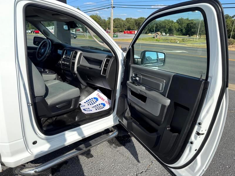 RAM 1500 Tradesman Regular Cab LWB 2WD 2016