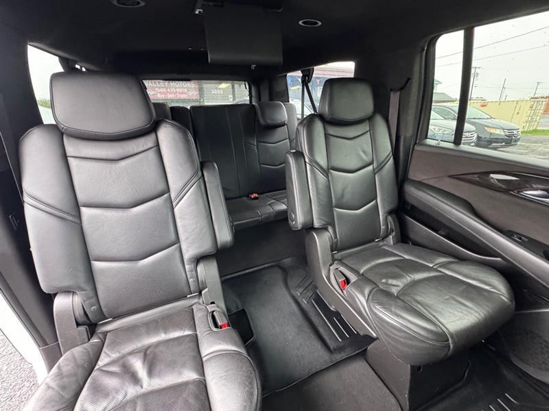Cadillac Escalade photo 19