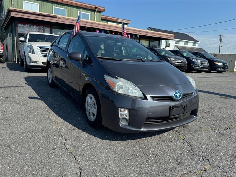 Toyota Prius photo 2