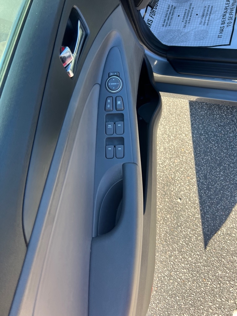 Hyundai Sonata  2013