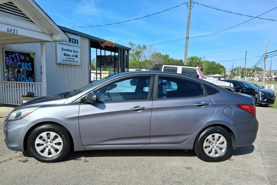 2016 Hyundai Accent SE