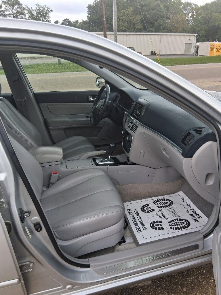 2007 Hyundai Sonata SE - Photo 11