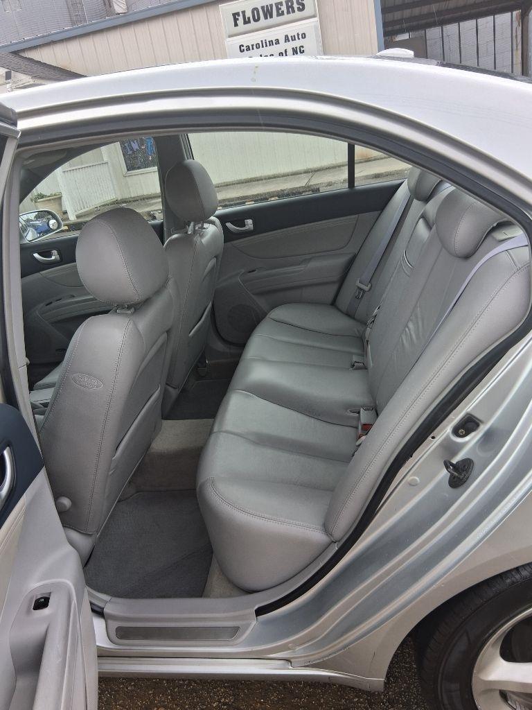 2007 Hyundai Sonata SE - Photo 14