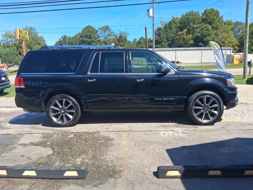 2016 Lincoln Navigator SELECT