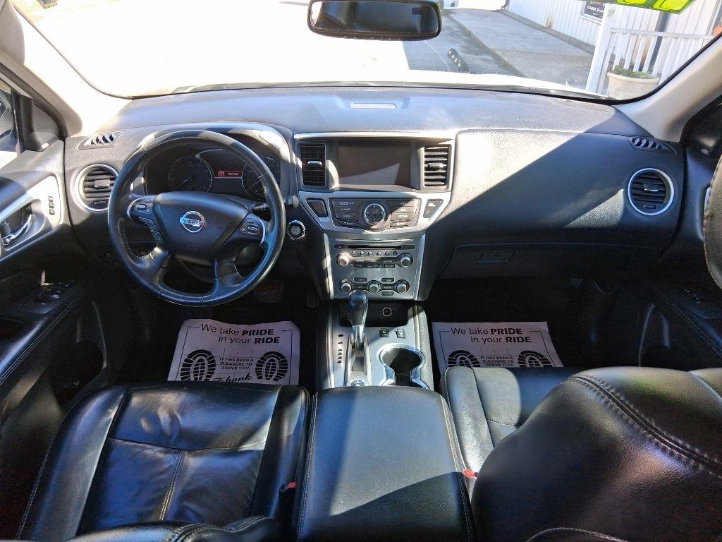 Nissan Pathfinder  2017