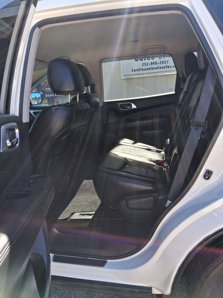 Nissan Pathfinder  2017
