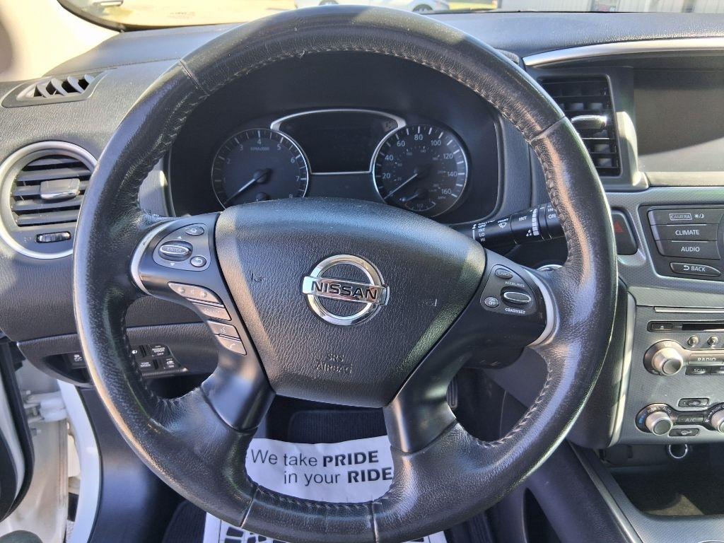 Nissan Pathfinder  2017