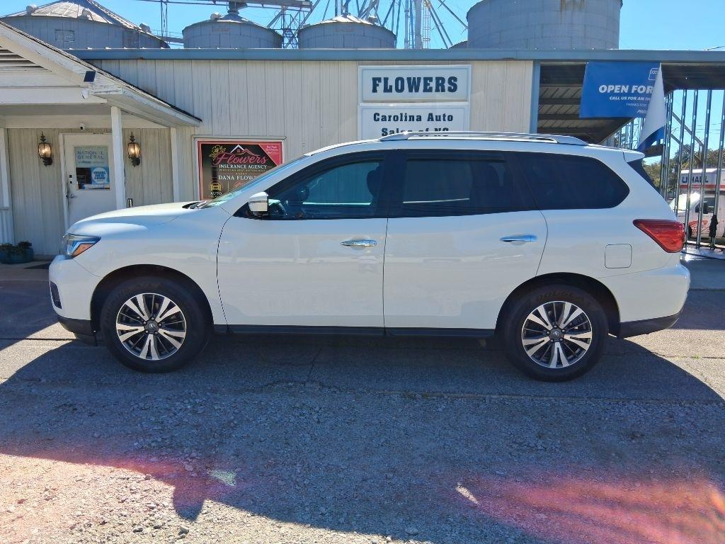 Nissan Pathfinder  2017