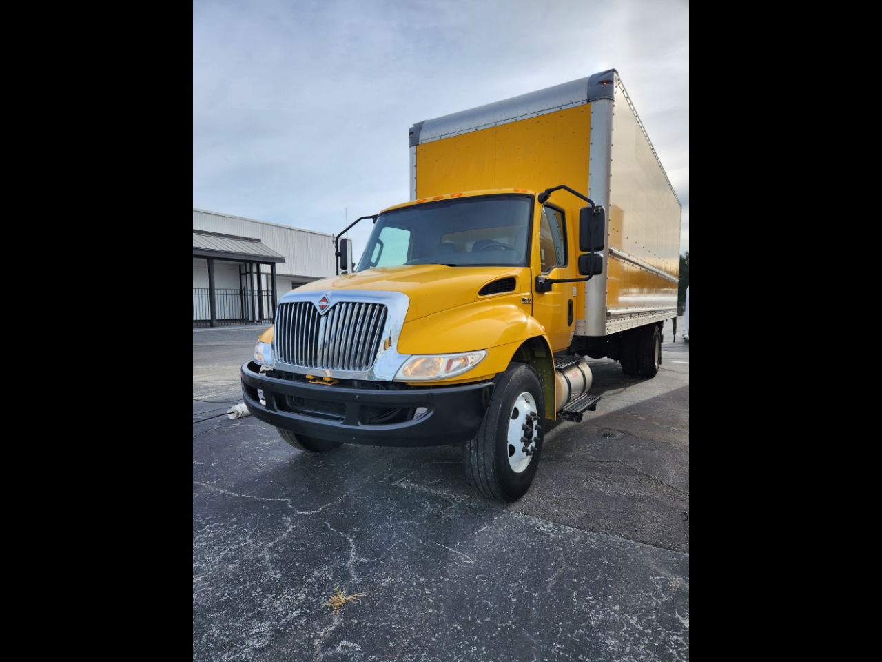 2020 International MV607 