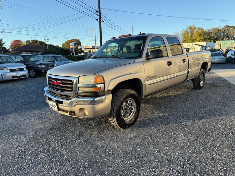 GMC Sierra 2500HD Work Truck Crew Cab Long Bed 4WD 2004