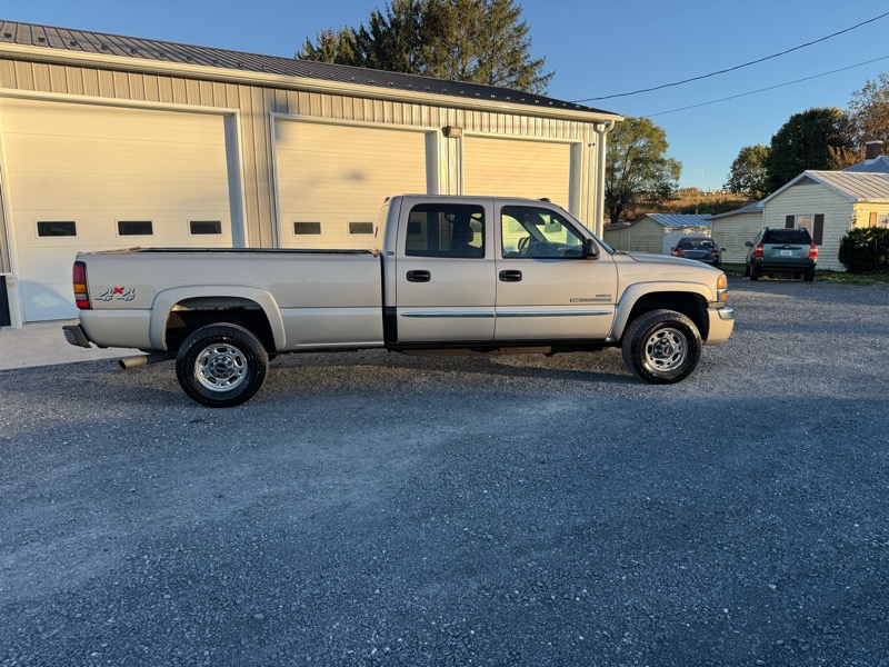 GMC Sierra 2500HD Work Truck Crew Cab Long Bed 4WD 2004