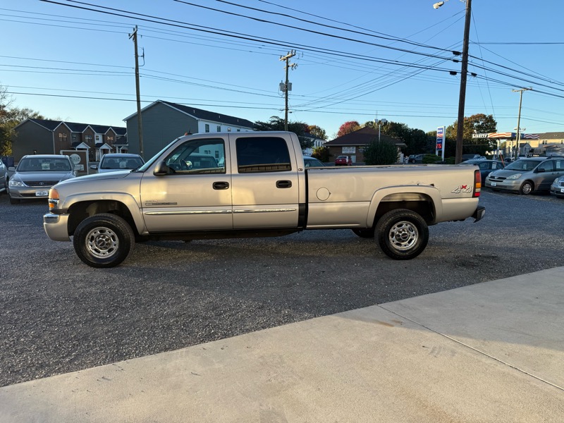 GMC Sierra 2500HD Work Truck Crew Cab Long Bed 4WD 2004