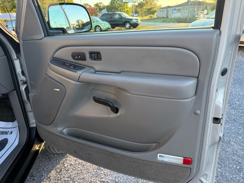 GMC Sierra 2500HD Work Truck Crew Cab Long Bed 4WD 2004