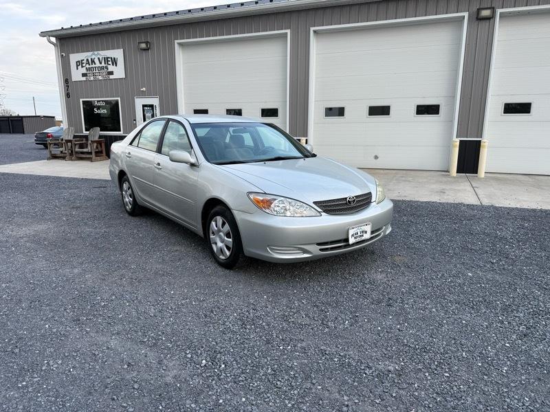 2004 Toyota Camry LE