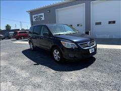 2010 Volkswagen Routan 