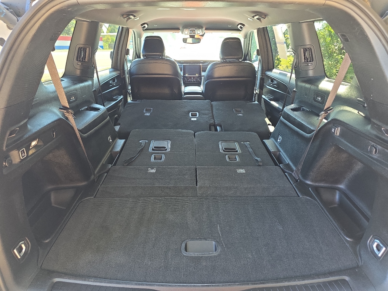 Jeep Grand Cherokee L Laredo 4WD 2024
