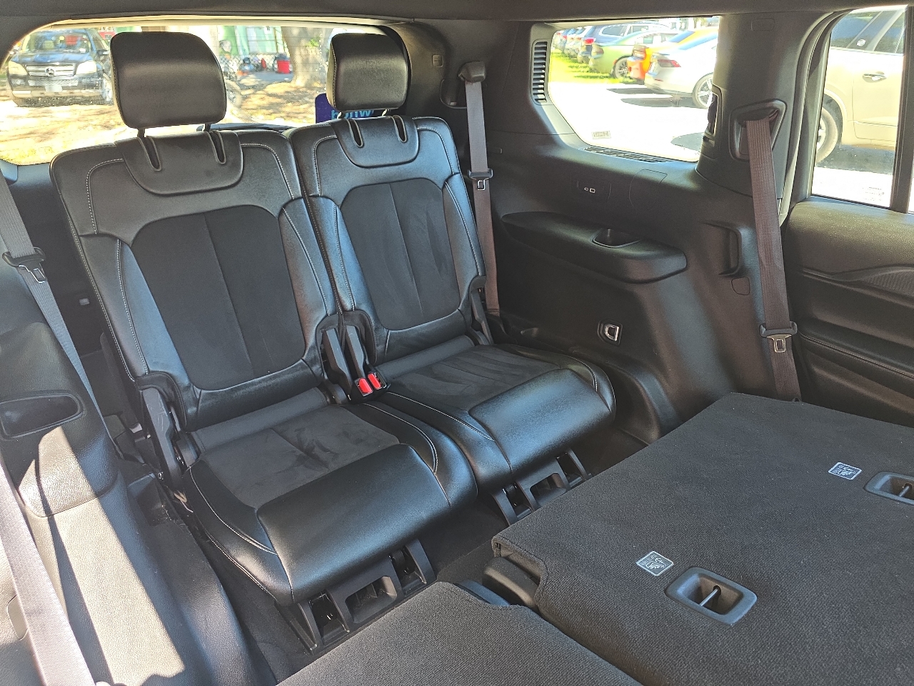 Jeep Grand Cherokee L Laredo 4WD 2024