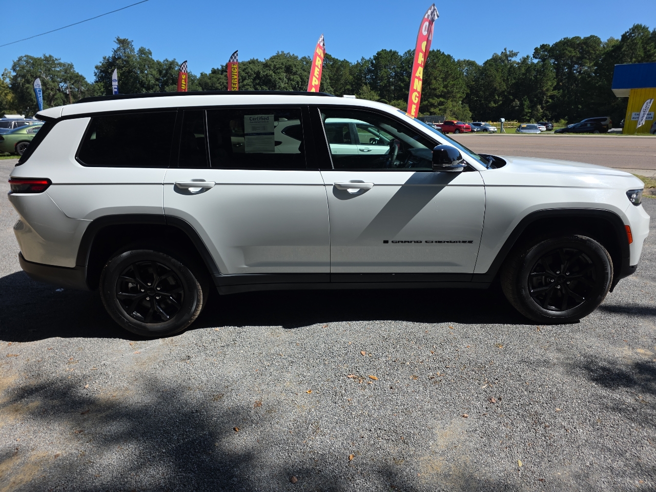 Jeep Grand Cherokee L Laredo 4WD 2024