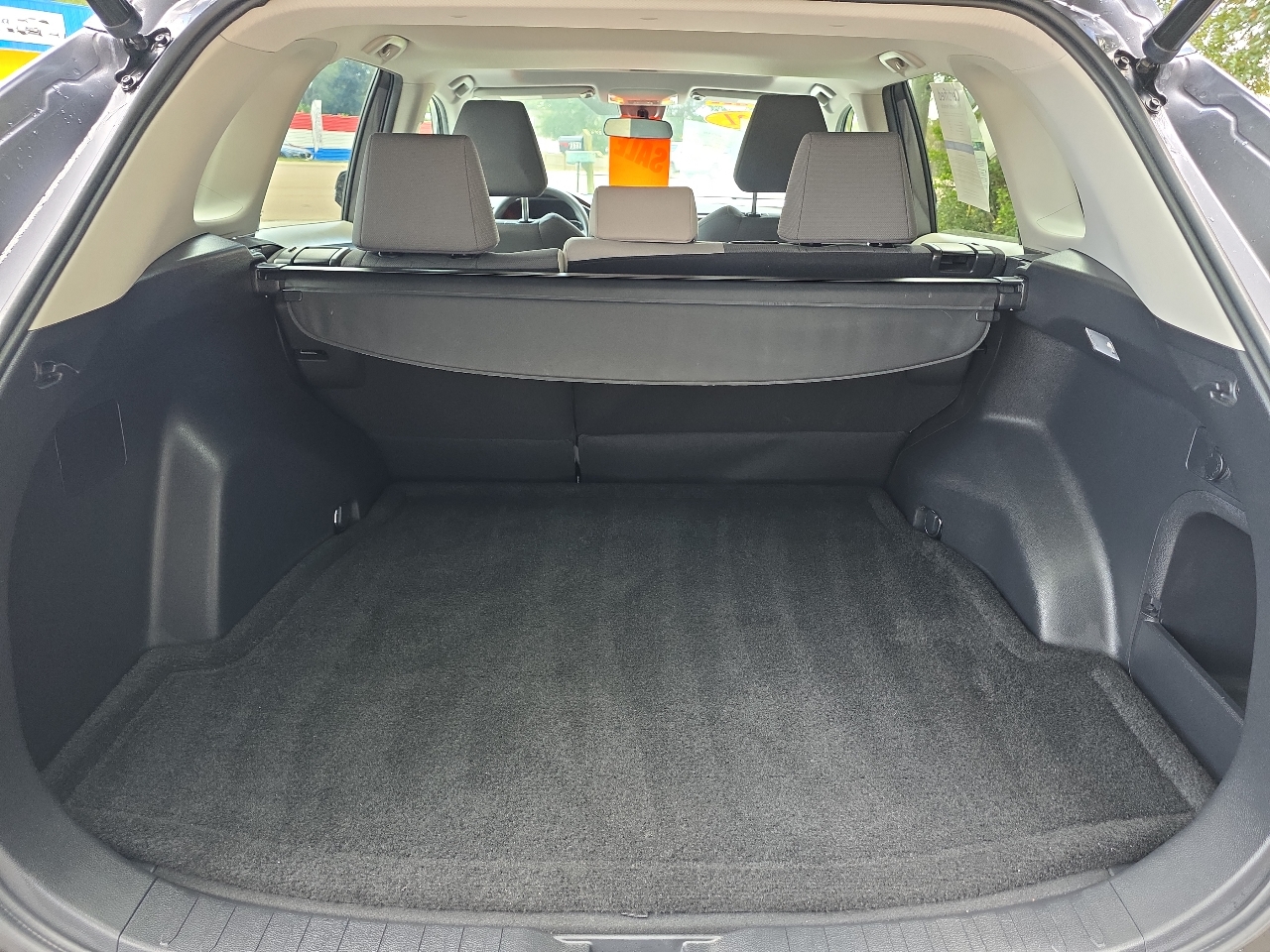 Toyota RAV4 Hybrid XLE 2021