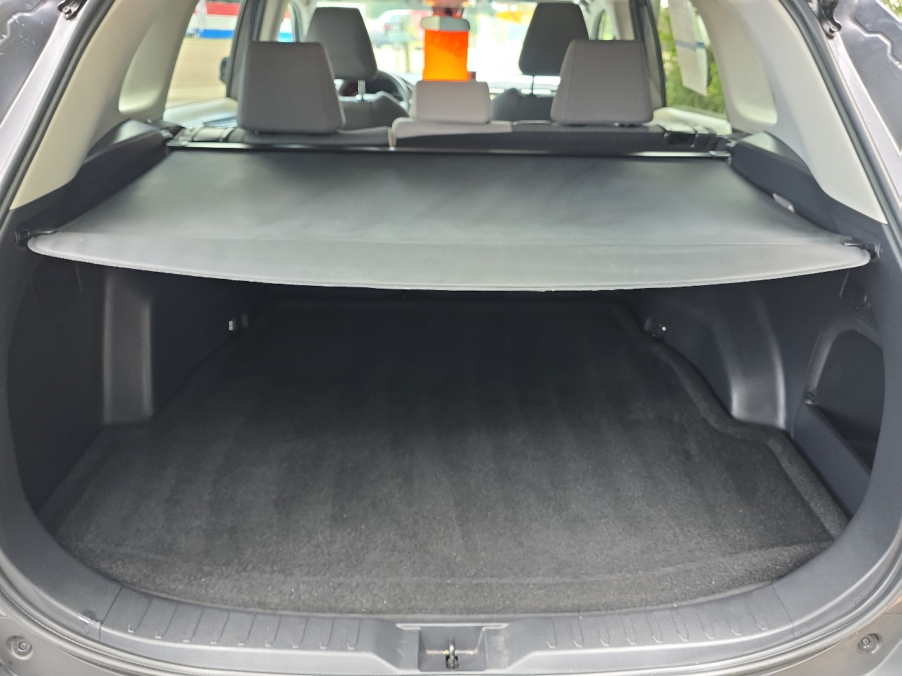 Toyota RAV4 Hybrid XLE 2021