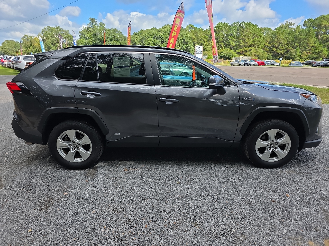Toyota RAV4 Hybrid XLE 2021
