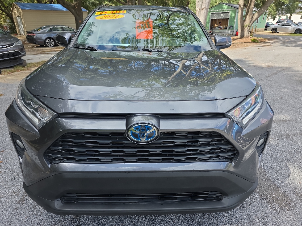 Toyota RAV4 Hybrid XLE 2021