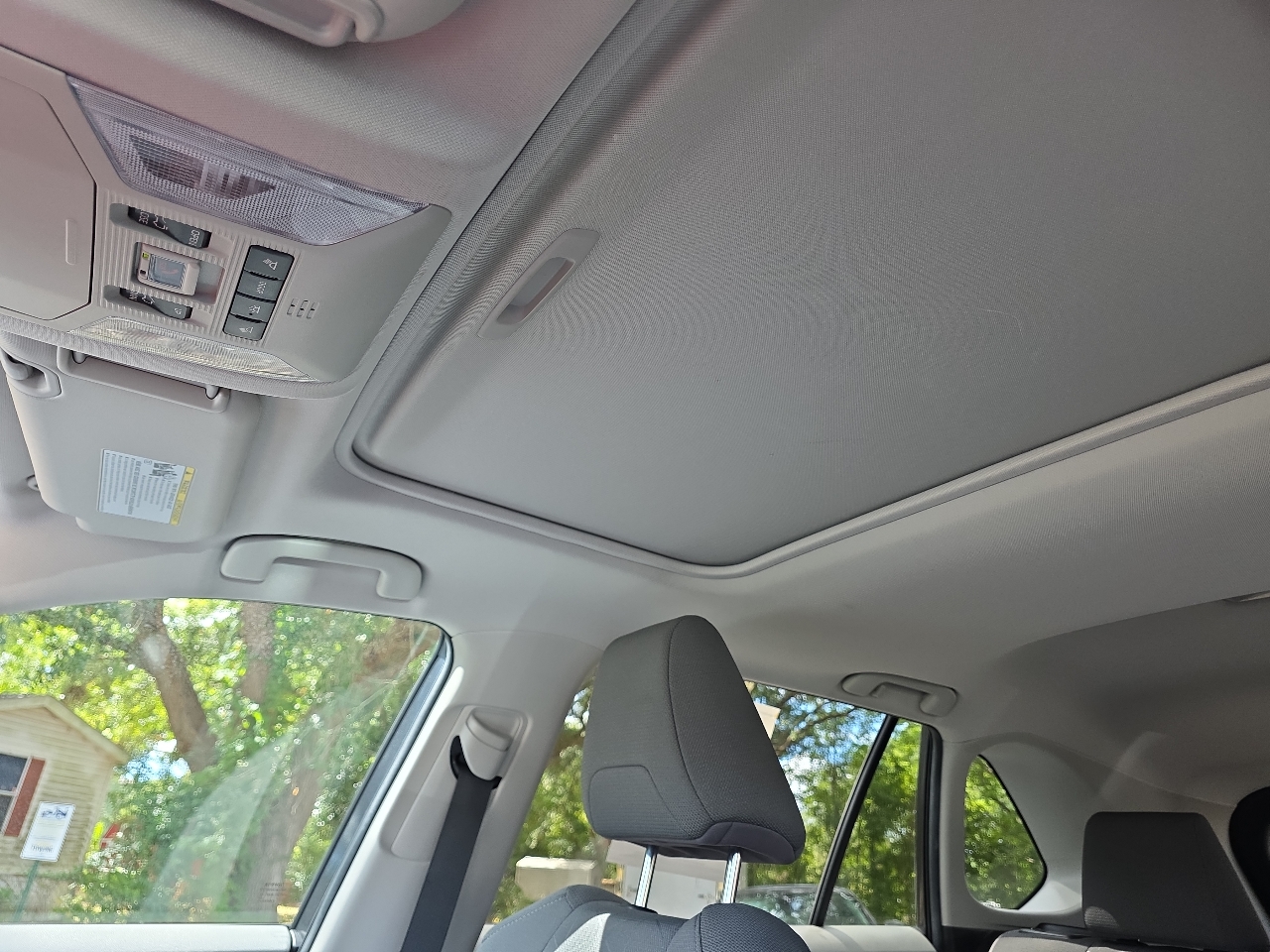 Toyota RAV4 Hybrid XLE 2021