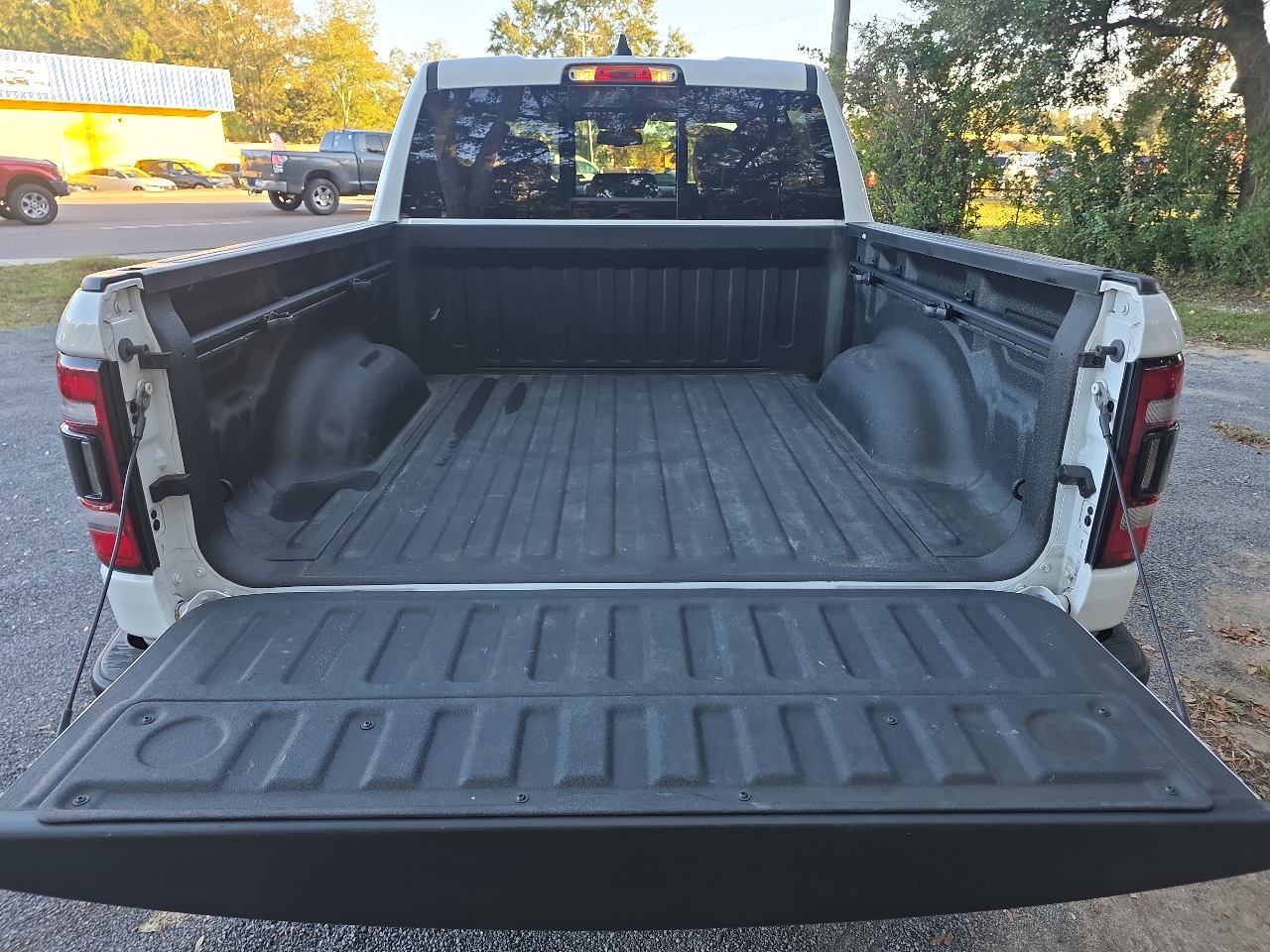 RAM 1500 Rebel Crew Cab SB 4WD 2019