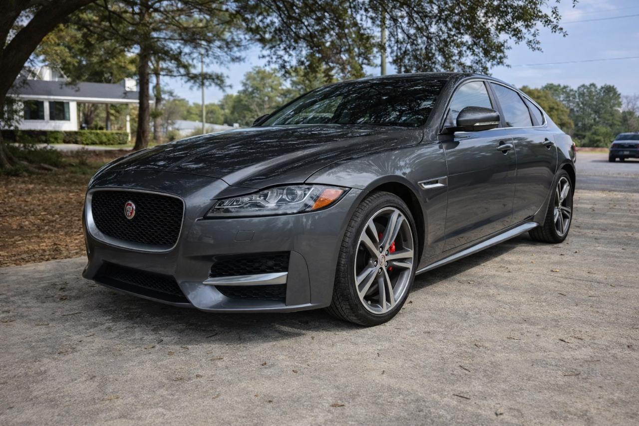 2018 Jaguar XF 25t R-Sport RWD