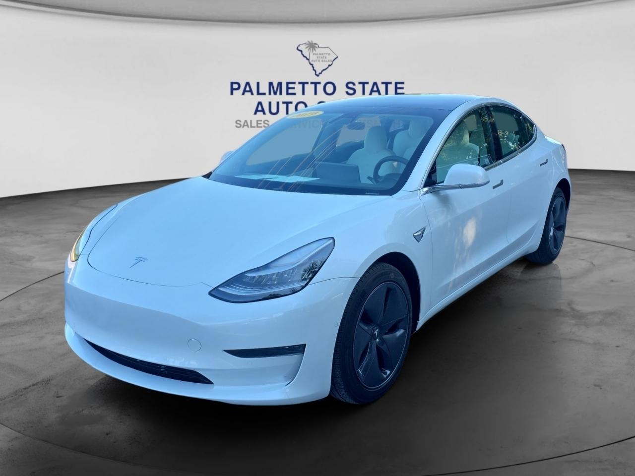 2019 Tesla Model 3 Standard Range Plus's photo