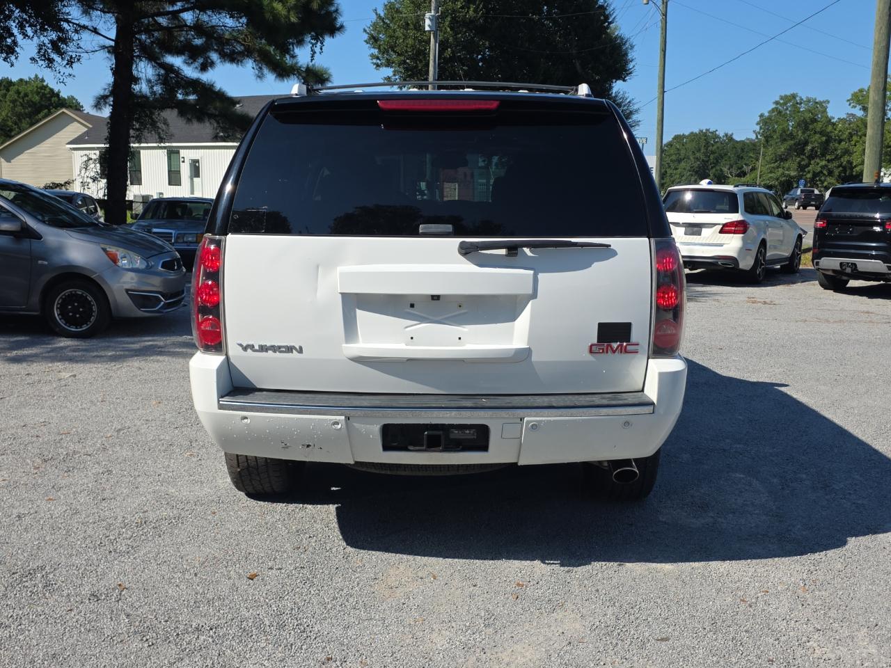 GMC Yukon Denali 4WD 2014